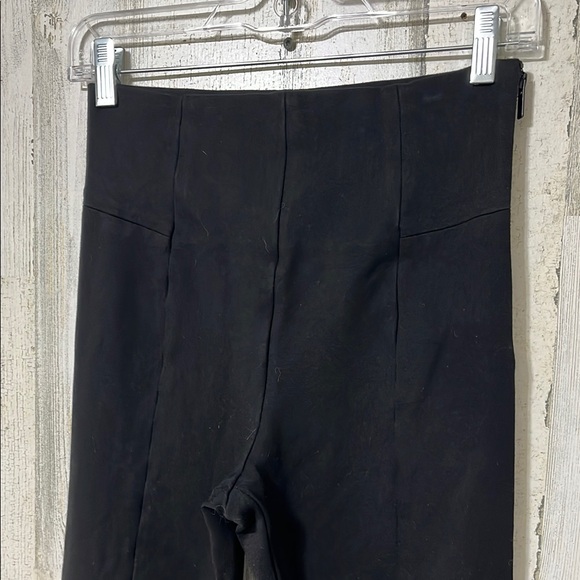 Good American Black Stretch Pants - Picture 2 of 14